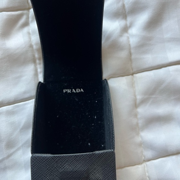 Prada prescription frames. Hardly worn. - Picture 6 of 6